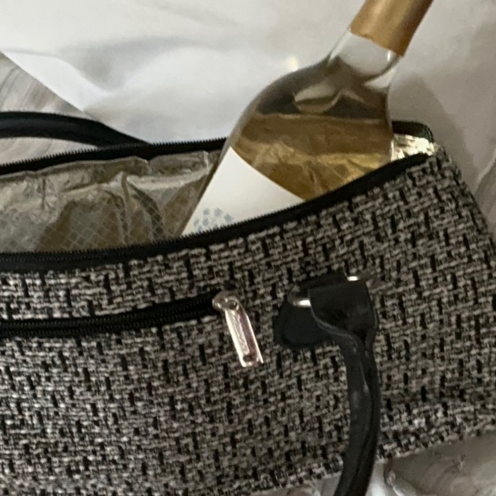 Primeware Wine bag in Black Tweed - Picture 2 of 7